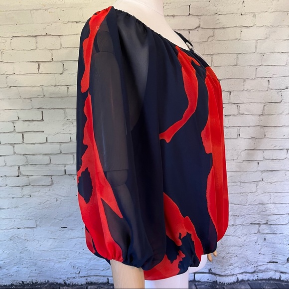 🎉HP🎉 Vince Camuto Balloon Sleeve Blouse Pleated Elastic Waist Size Medium - Picture 2 of 11